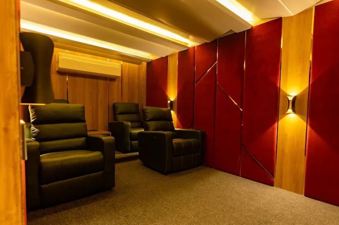 Home theatre demo room with recliners at the Pro Audio Video Experience Center
