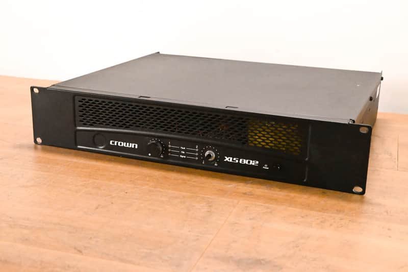Crown XLS 802 800W 2-Channel Power Amplifier