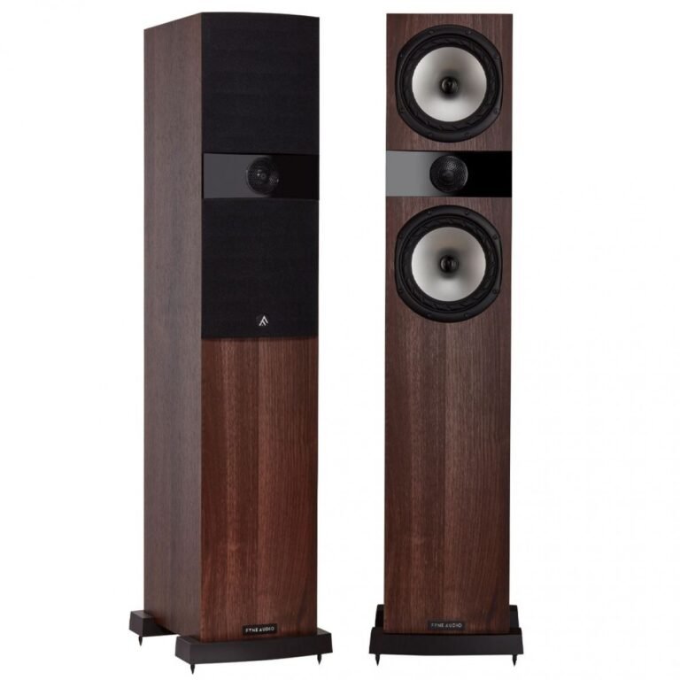Fyne Audio F303 Floorstanding Speaker - Walnut