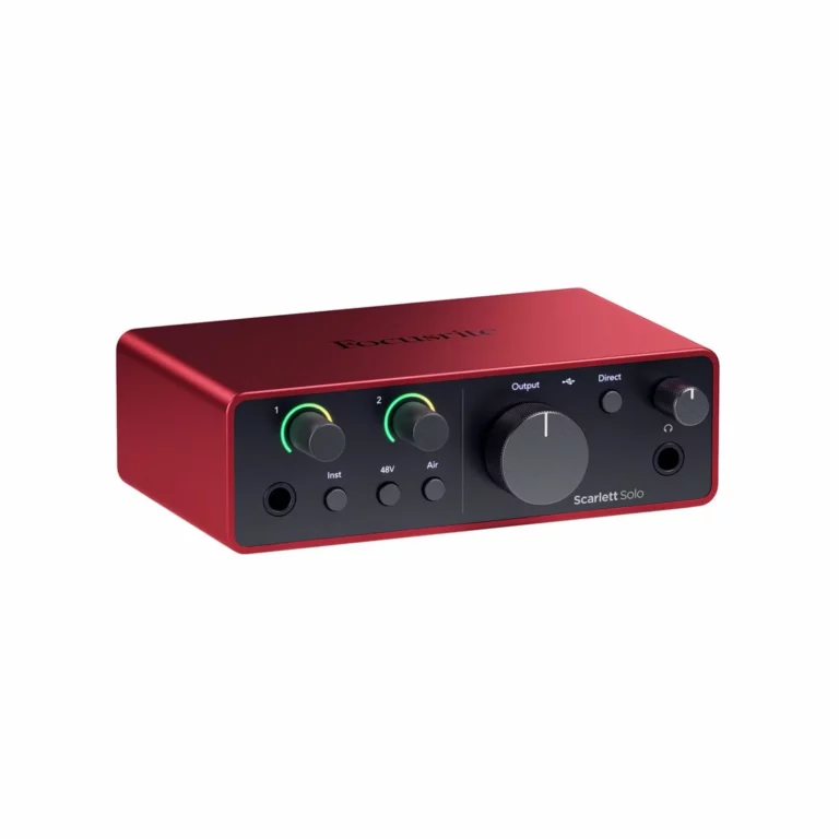 Focusrite Scarlett Solo Studio USB-C Audio Interface with Microphone and Headphones - Image 2