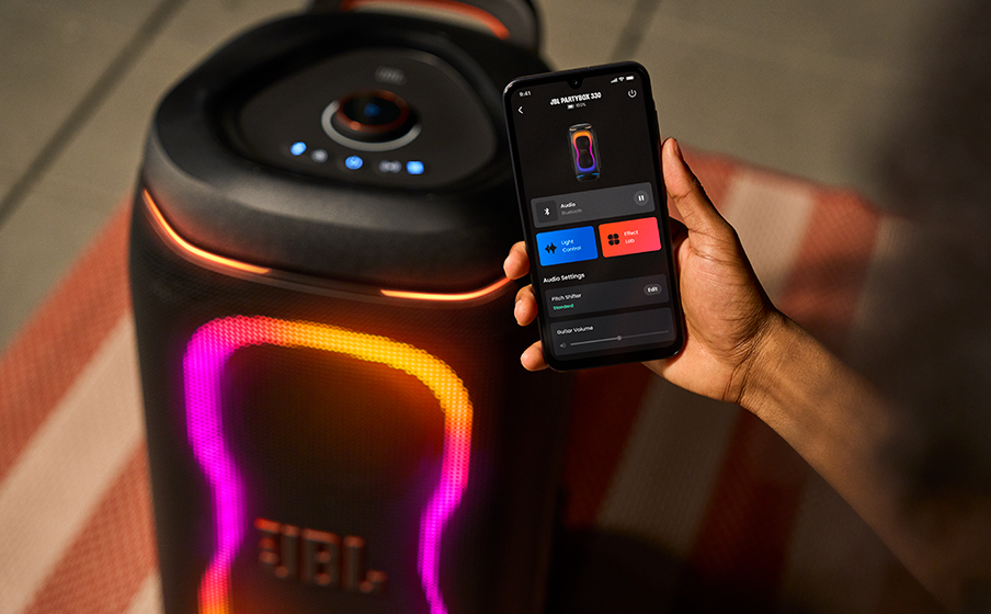 JBL PartyBox 330 Speaker — large party speaker - product photo 3