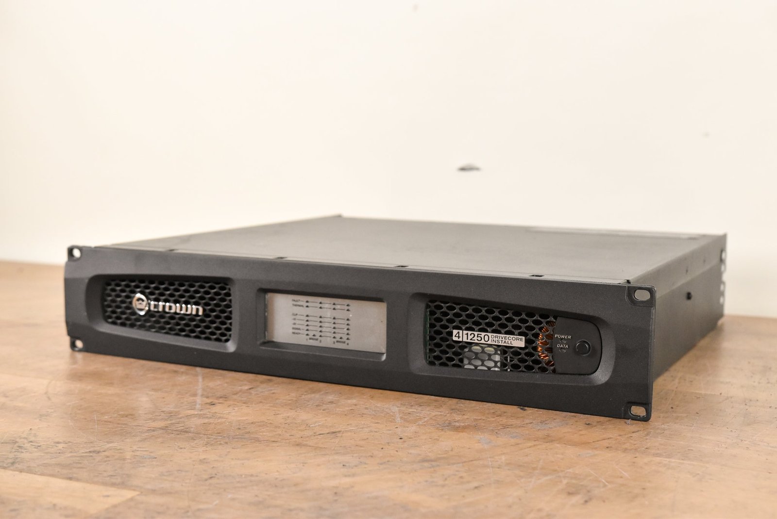 Crown DCi 4|1250N 4-Channel 1250W DriveCore Install Network Amplifier with BLU link - lifestyle view