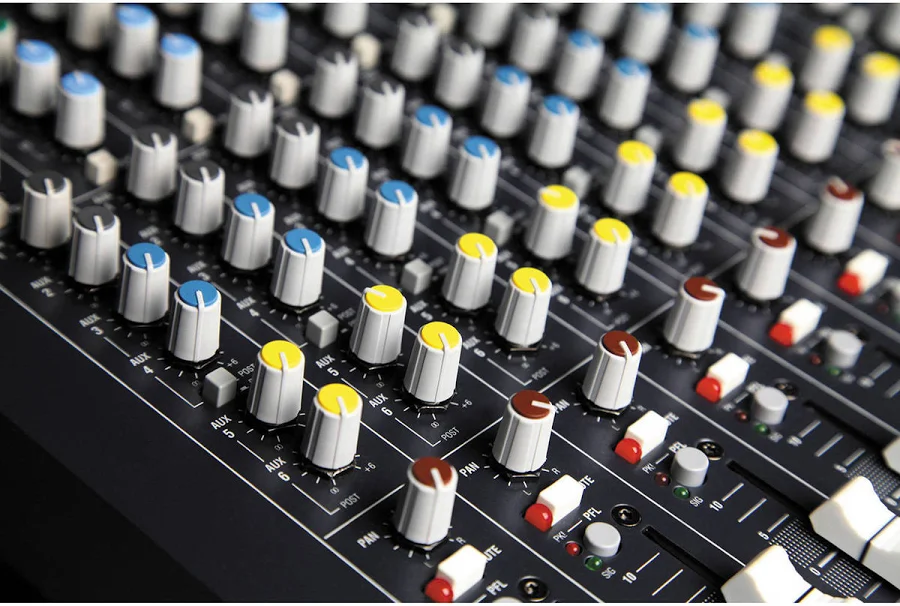 Allen & Heath MixWizard WZ4 12:2 Analogue Mixer - Image 6