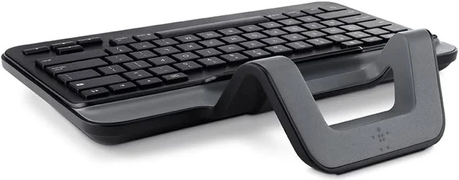 Belkin Wired USB-C Tablet Keyboard With Stand - Image 4