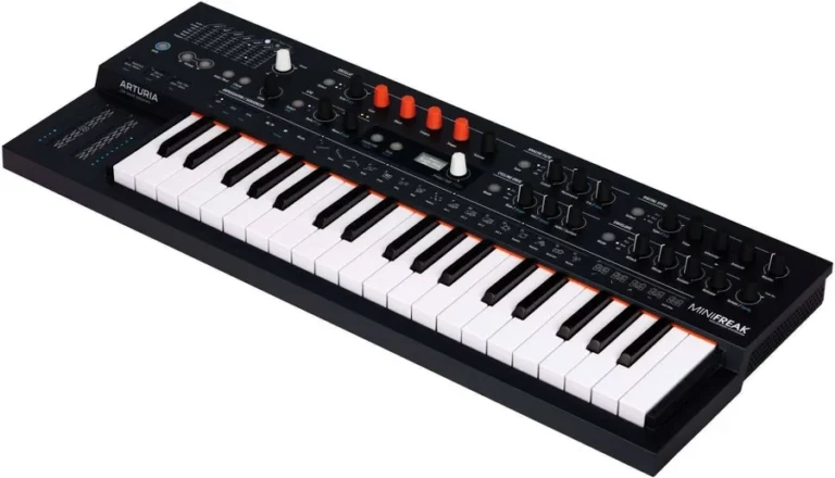 Arturia MiniFreak 37-Key Hybrid Synthesizer